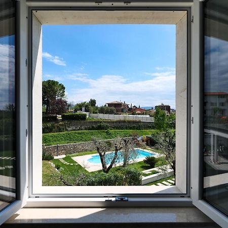 Borgo Degli Ulivi Residence Di Olympic Garda Lake Toscolano-Maderno Exterior foto