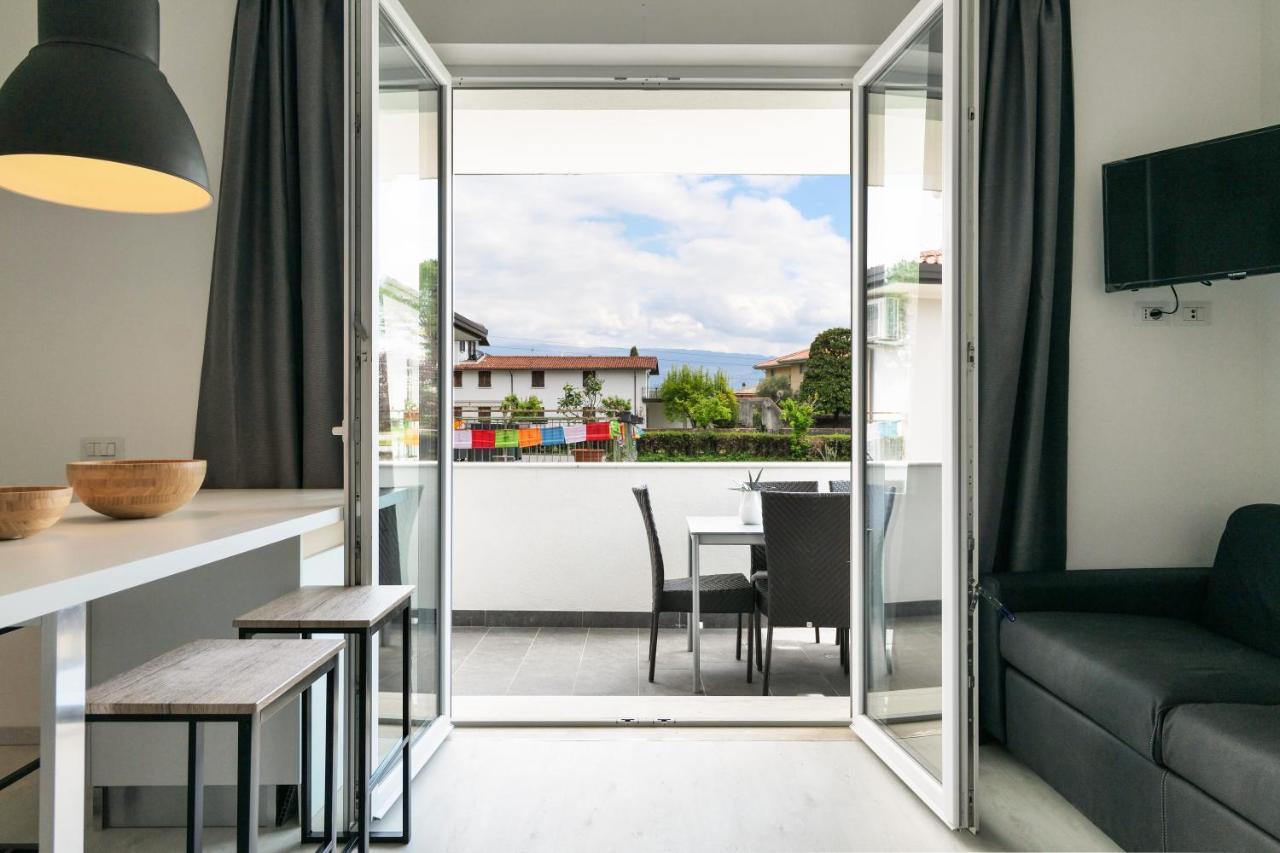 Borgo Degli Ulivi Residence Di Olympic Garda Lake Toscolano-Maderno Exterior foto